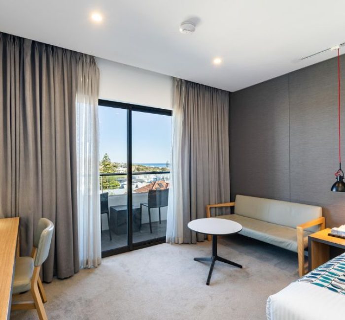 Deluxe-with-King-Bed-3