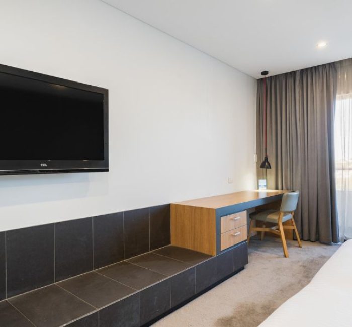 Deluxe-with-King-Bed-6