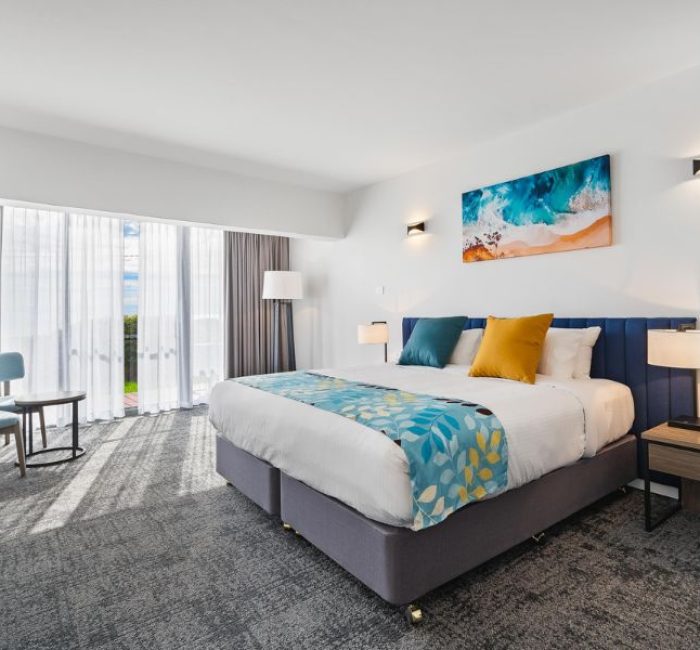 Executive-Room-with-King-Bed-and-Ocean-View-18