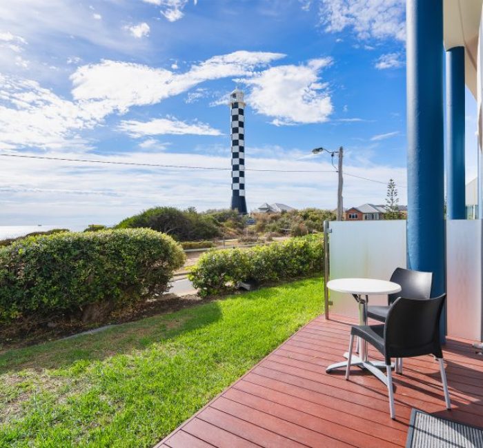 Executive-Room-with-King-Bed-and-Ocean-View-7